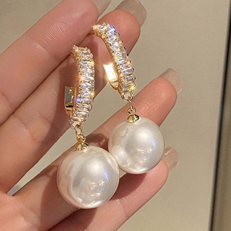 Chapado en Oro de 18K Preciosos Pendientes Colgantes de Perlas Naturales Hechos a Mano