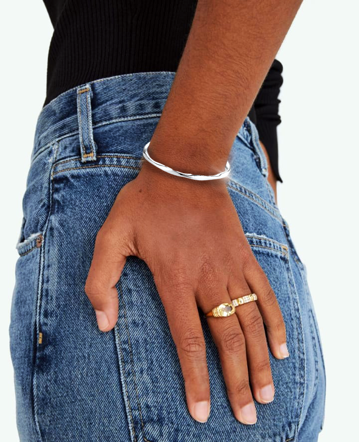 Pulsera gruesa de plata de ley 925 irregular ajustable